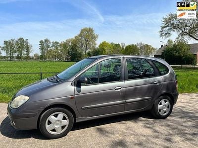 Occasion Renault Scénic II Expression 107 PK (78 kW) 2003 Grijs MPV