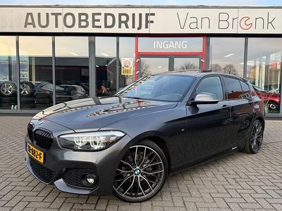 Occasion BMW 118 Executive 136 PK (100 kW) 2019 Grijs (metallic) Hatchback