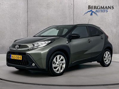 Groen (metallic) Occasion 2022 Toyota Aygo X Play SUV | € 18.700 (Eerlijke prijs)