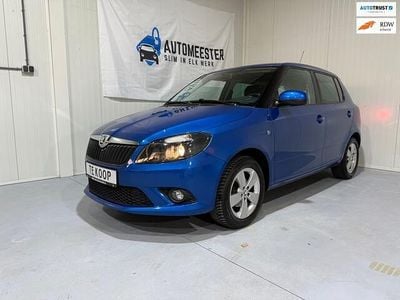 Occasion Skoda Fabia Ambition 86 PK (63 kW) 2014 Blauw (metallic) Hatchback