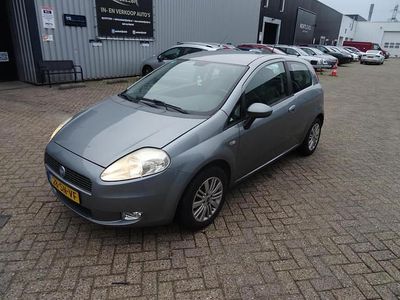 Grijs Occasion 2006 Fiat Grande Punto Hatchback | € 995 (Eerlijke prijs)