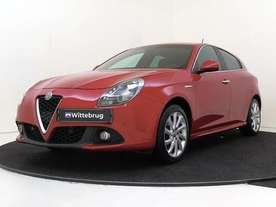 Occasion Alfa Romeo Giulietta Super 170 PK (125 kW) 2016 Rood Hatchback