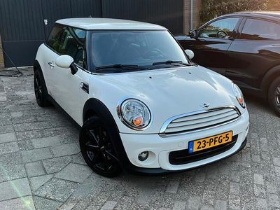 Wit Gebruikt 2011 Mini ONE Business Hatchback | € 4.995 (Eerlijke prijs)