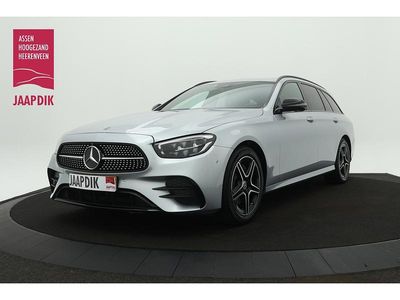Grijs, metallic lak Occasion 2022 Mercedes E200 Business Stationwagen | € 36.899