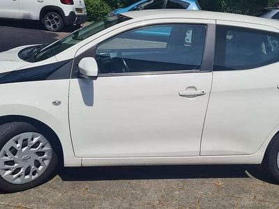 Occasion Toyota Aygo X-play 72 PK (52 kW) 2019 Wit Hatchback