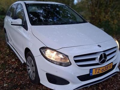 Mercedes B220