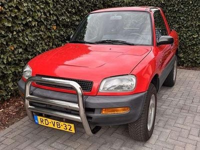 Rood Occasion 1995 Toyota RAV4 SUV | € 4.250