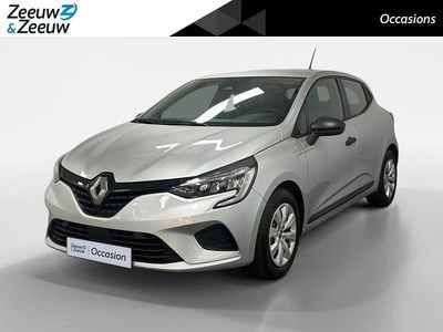 Grijs Gebruikt 2020 Renault Clio V Life Hatchback | € 10.935 (Goede deal)