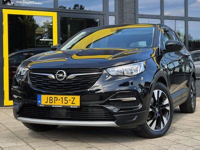 Zwart Occasion 2019 Opel Grandland X Innovation SUV | € 21.950 (Eerlijke prijs)