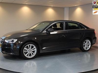 Bruin (metallic) Occasion 2015 Audi A3 Ambiente Sedan | € 14.940 (Goede deal)