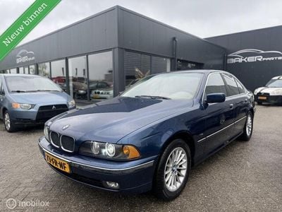 BMW 523