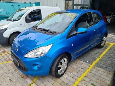 Blauw Gebruikt 2016 Ford Ka Style Hatchback | € 6.750 (Iets duurder)