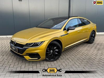 Geel Occasion 2018 VW Arteon R-line Hatchback | € 22.635 (Iets duurder)