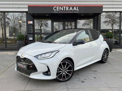 tweedehands Toyota Yaris 1.5 Hybrid GR Sport 116PK|Pano|Camera|Carplay|HUD|