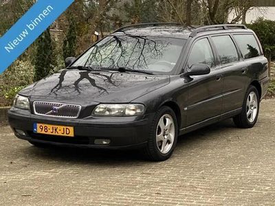 tweedehands Volvo V70 2.4 Comfort Line