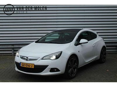 Opel Astra GTC