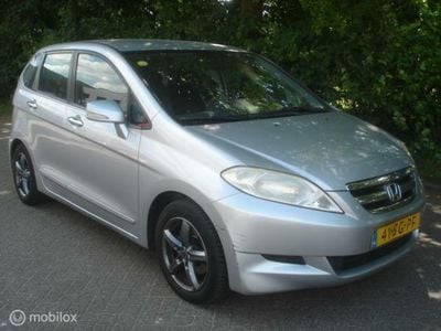 Honda FR-V