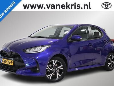 Blauw Gebruikt 2024 Toyota Yaris Edition Hatchback | € 25.745 (Eerlijke prijs)