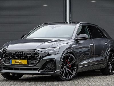 Grijs Gebruikt 2025 Audi Q8 S-Line SUV | € 105.950 (Goede deal)