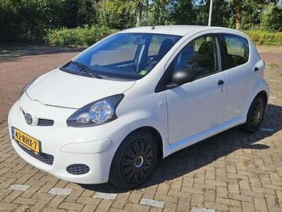 Occasion Toyota Aygo 68 PK (50 kW) 2011 Wit Hatchback