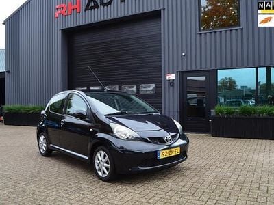 Occasion Toyota Aygo 68 PK (50 kW) 2008 Zwart Hatchback