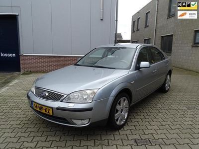 tweedehands Ford Mondeo 1.8-16V First Edition