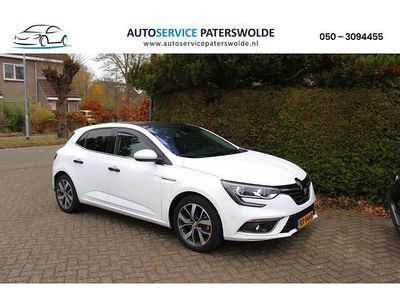 Wit Gebruikt 2018 Renault Mégane IV Bose Edition Hatchback | € 12.900 (Eerlijke prijs)