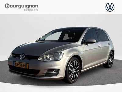 Grijs Gebruikt 2017 VW Golf VII Comfortline Hatchback | € 12.700 (Eerlijke prijs)