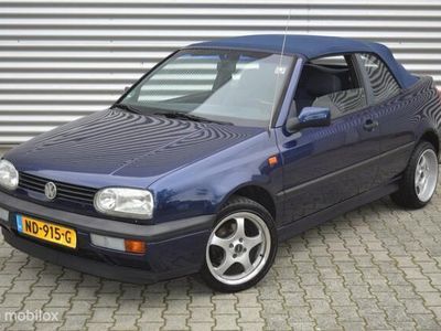 Blauw Gebruikt 1994 VW Golf III Cabriolet | € 1.495