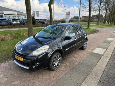 tweedehands Renault Clio 1.5 dCi Parisienne