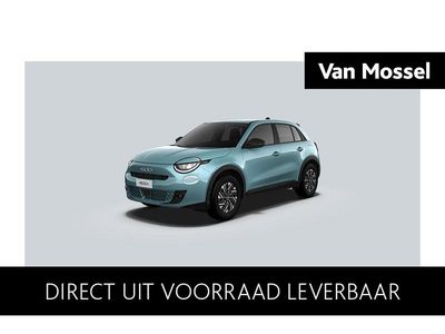 Blauw Nieuw 2025 Fiat 600 Icon SUV | € 34.136 (Duur)