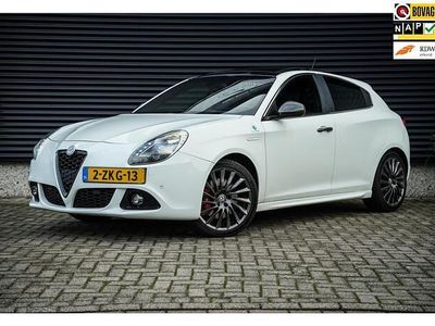 Occasion Alfa Romeo Giulietta Quadrifoglio Verde 241 PK (177 kW) 2015 Wit Hatchback