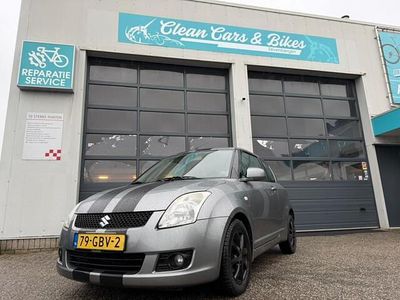 Grijs Gebruikt 2008 Suzuki Swift Exclusive Hatchback | € 2.350 (Iets duurder)