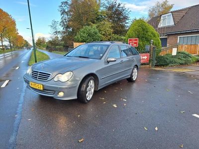 tweedehands Mercedes 320 C-KLASSE CombiCDI Elegance YOUNG TIMER AUTO