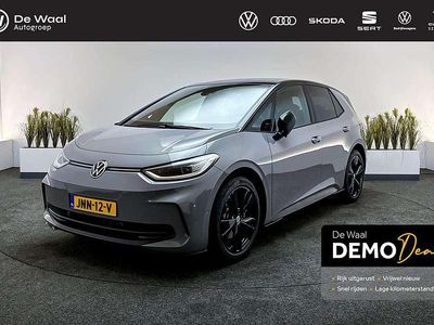 Grijs Occasion 2025 VW ID.3 Pro Hatchback | € 35.890 (Duur)