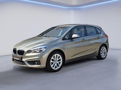 Grijs Occasion 2017 BMW 225 Active Tourer iPerformance MPV | € 15.950 (Eerlijke prijs)