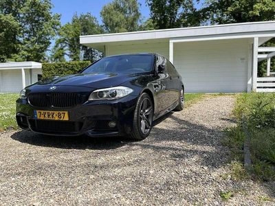 Zwart Gebruikt 2013 BMW 520 Executive Sedan | € 14.500 (Duur)