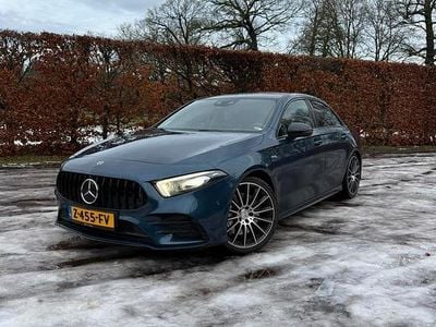Blauw Occasion 2020 Mercedes A35 AMG AMG Sedan | € 35.499 (Eerlijke prijs)