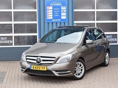 Grijs Gebruikt 2013 Mercedes B180 Ambition MPV | € 12.350 (Iets duurder)