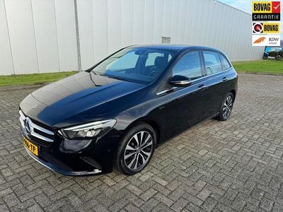 Zwart Gebruikt 2021 Mercedes B250 Premium MPV | € 16.999 (Super prijs)