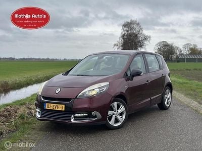 Rood Gebruikt 2013 Renault Scénic III Bose Edition MPV | € 3.450 (Eerlijke prijs)