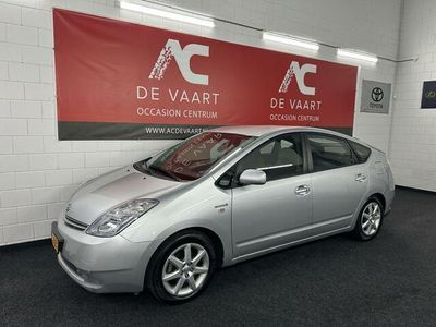 tweedehands Toyota Prius 1.5 VVT-i Tech Edition - KEYLESS/CAMERA/NAP