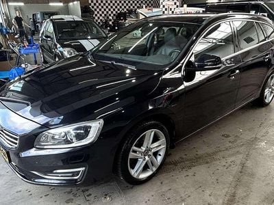 Zwart Gebruikt 2013 Volvo V60 Stationwagen | € 7.000 (Eerlijke prijs)