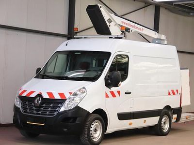 Wit Gebruikt 2016 Renault Master Van | € 29.900