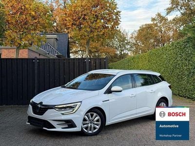 Wit Occasion 2021 Renault Megane E-Tech Business Stationwagen | € 15.990 (Eerlijke prijs)