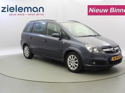 tweedehands Opel Zafira 2.2 Temptation 7 persoons - Airco, Cruise
