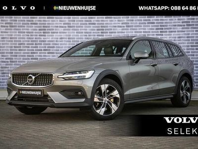 tweedehands Volvo V60 CC 2.0 T5 AWD Pro | Stoelverwarming voor + achter | S