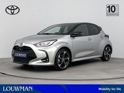 Grijs metallic Occasion 2024 Toyota Yaris Edition Hatchback | € 27.900 (Iets duurder)