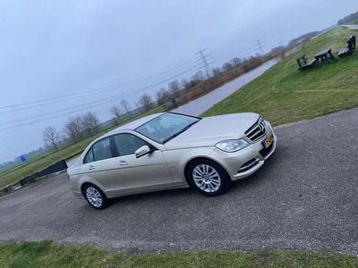 Mercedes C200