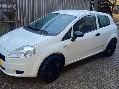 Wit Occasion 2010 Fiat Punto MPV | € 1.750 (Goede deal)